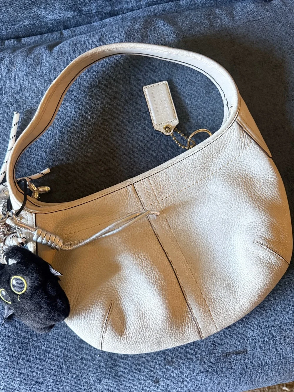 Coach White Leather Shoulder Hobo Bag